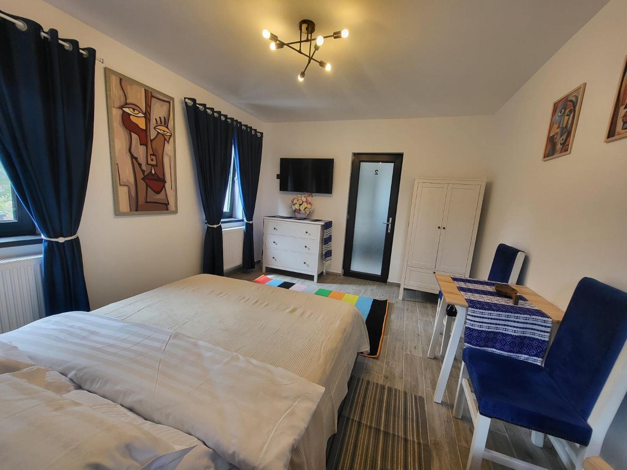 Pensiunea Casa Dacilor Podeni ภายนอก รูปภาพ